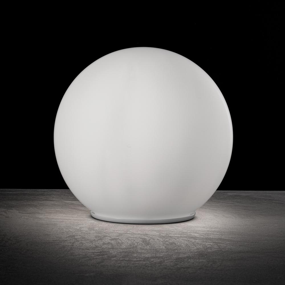 Medium  15.7 inches  White