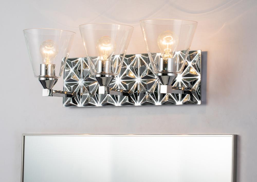 Alpha 3 Light Vanity Light With Glass in Polished Chrome
